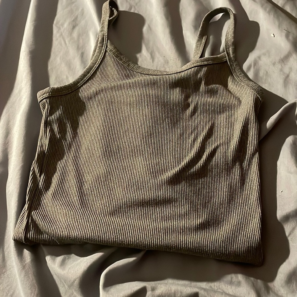 Gray tank top